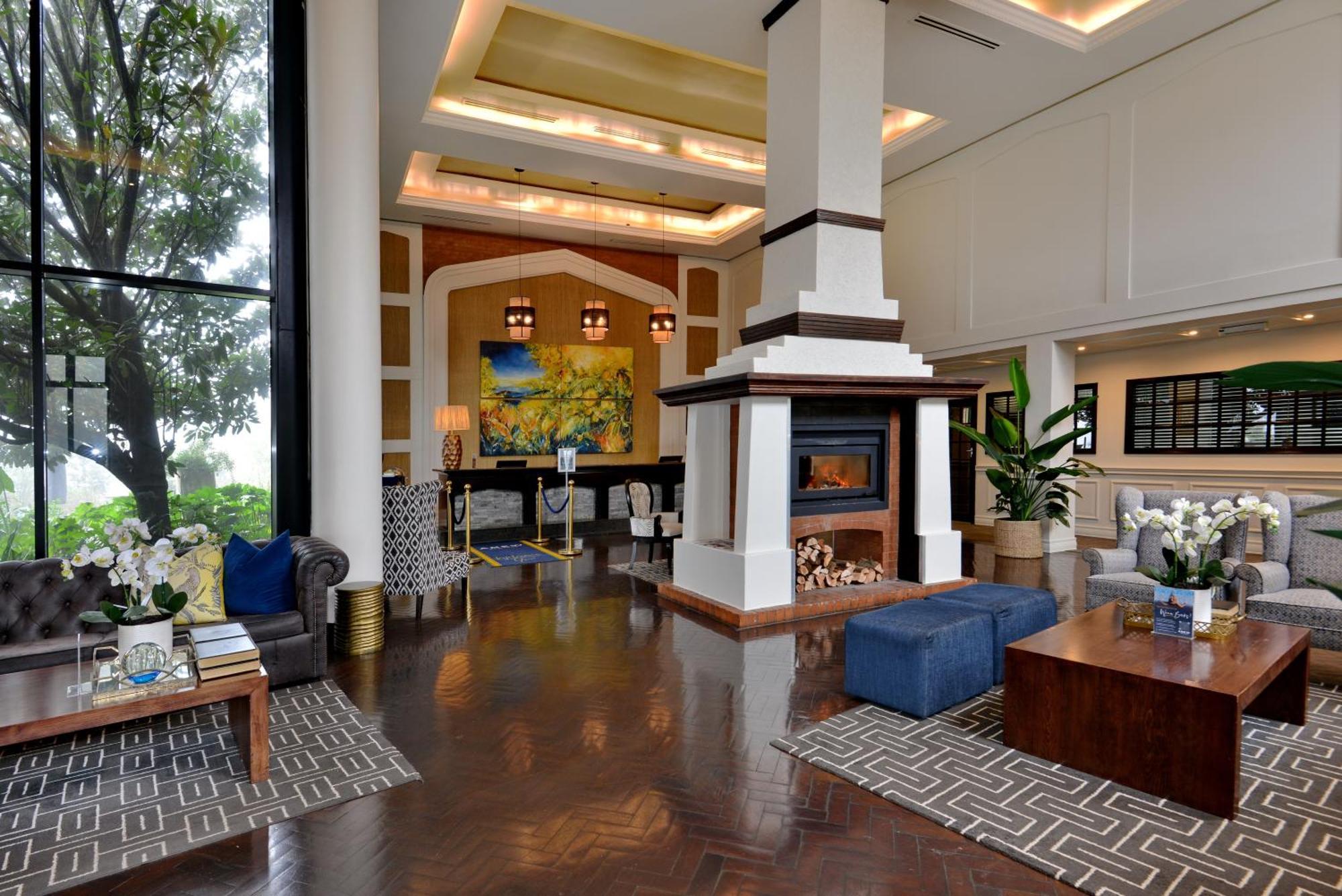 Anew Hotel Hilton Pietermaritzburg Exteriör bild